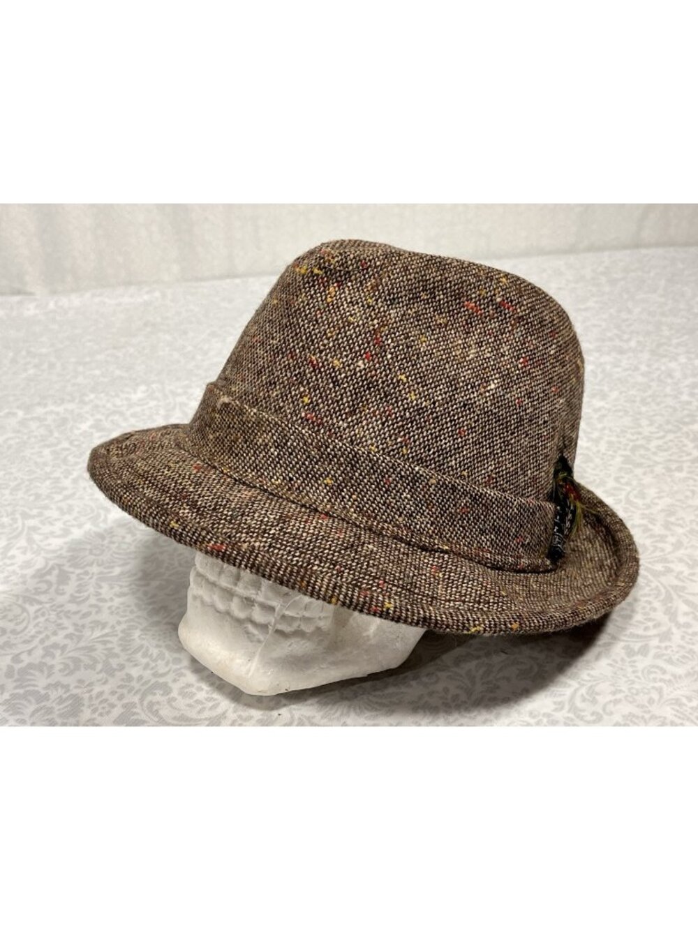 Vtg Fedora Hat Cap Tweed Wool Fleck Brown Size 7 1/4 USA United Hatters Feather